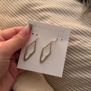 Kendra Scott Abbie open frame drop earrings NWT